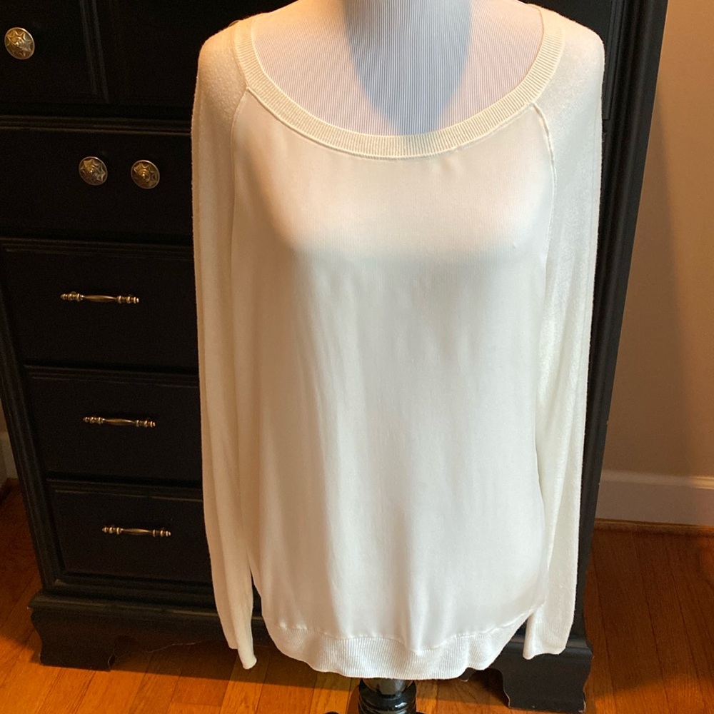 VINCE Silk, Cotton and Linen Scoop Neck Top Size Medium